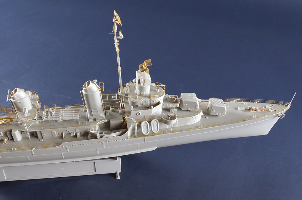 TRUMPETER - USS Stevens DD-479  1/200