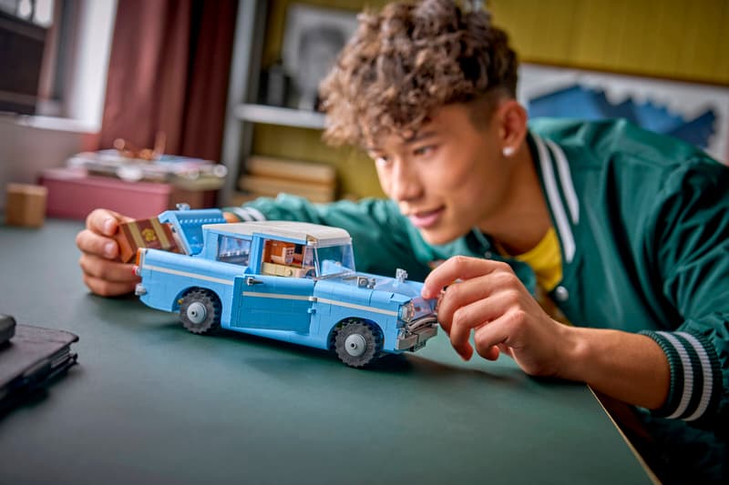 LEGO - Ford Anglia™ volante incantata