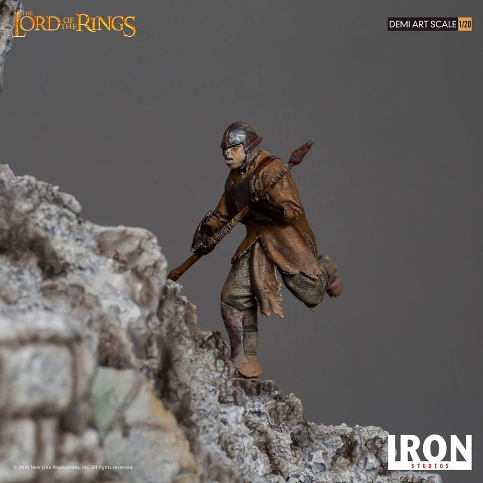 IRON STUDIO - The Lord of the Rings - Fell Beast - Demi Art Scale Statue 1:20