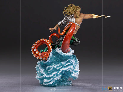 IRON STUDIO - Dc Comics - Aquaman DeLuxe Statue 1:10