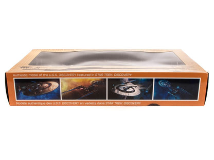 POLAR LIGHTS MODEL KIT - Star Trek USS Discovery Prebuilt Kit