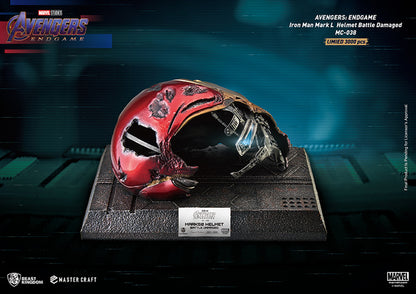 BEAST KINGDOM - Marvel - Avengers Endgame Master Craft Statue Iron Man Mark 50 Helmet Battle Damaged