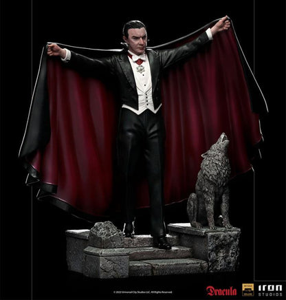 IRON STUDIOS - UNIVERSAL MONSTERS DRACULA 1/10 DLX STATUE