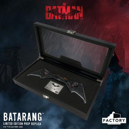 FACTORY ENTERTAINMENT - Dc Comics - The Batman - Batarang Limited Edition Prop Replica