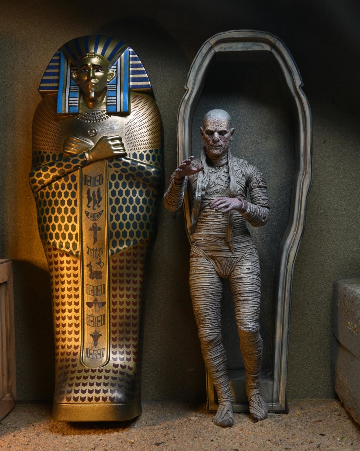 NECA - UM THE MUMMY ACCESSORY PACK