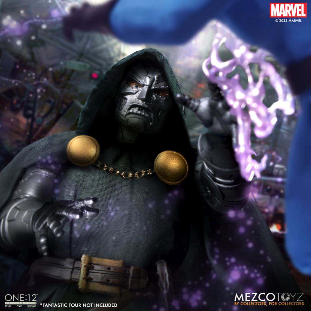 MEZCO TOYS - One12 collective doctor doom af