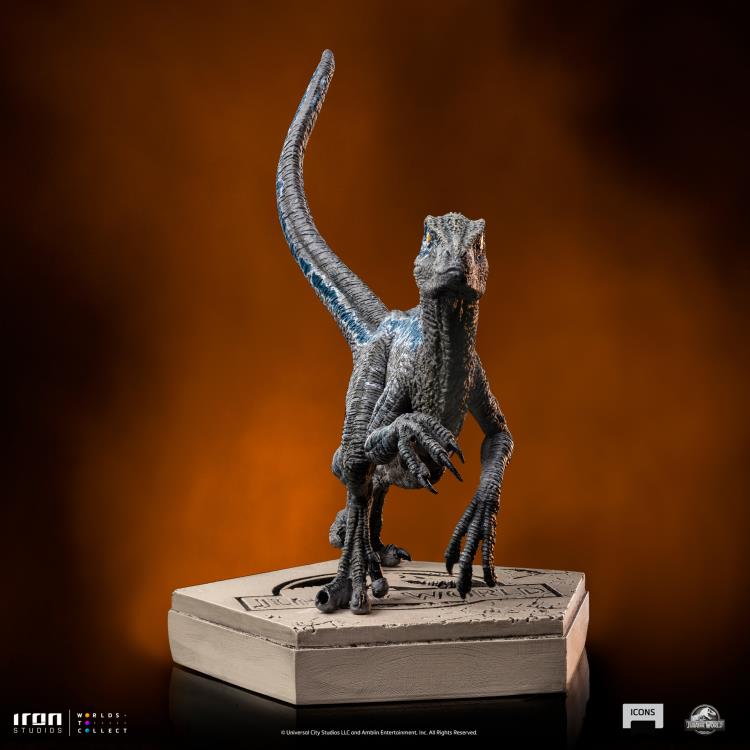 IRON STUDIO - Jurassic Park Icons Velociraptor Blue Statue