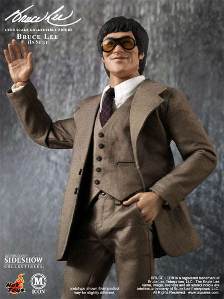 HOT TOYS - Bruce Lee - Bruce Lee 70s Suit Ver 1:6 Action Doll