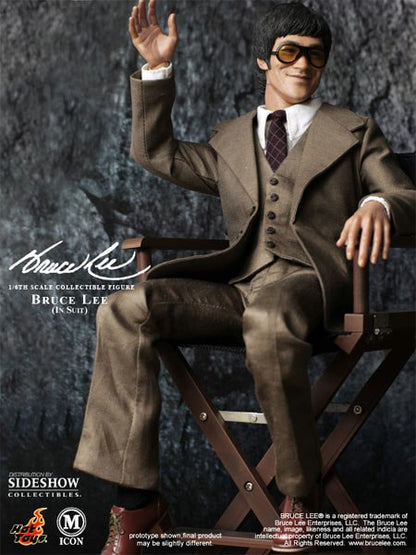 HOT TOYS - Bruce Lee - Bruce Lee 70s Suit Ver 1:6 Action Doll