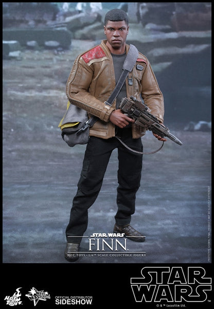 HOT TOYS - Star Wars - Episode VII The Force Awakens - Finn and First Order Riot Control Stormtrooper - Movie Masterpiece 1:6 Action Doll