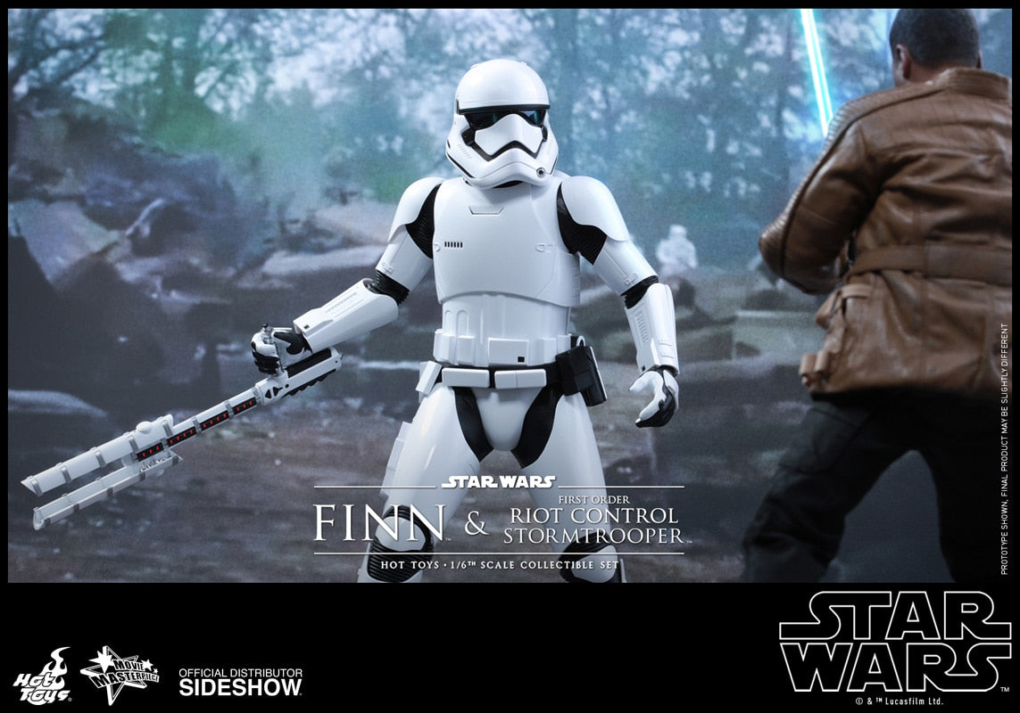 HOT TOYS - Star Wars - Episode VII The Force Awakens - Finn and First Order Riot Control Stormtrooper - Movie Masterpiece 1:6 Action Doll