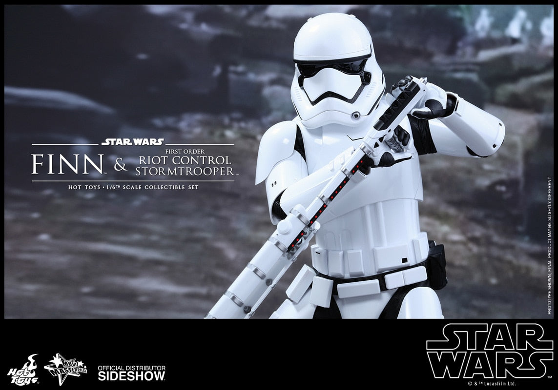 HOT TOYS - Star Wars - Episode VII The Force Awakens - Finn and First Order Riot Control Stormtrooper - Movie Masterpiece 1:6 Action Doll