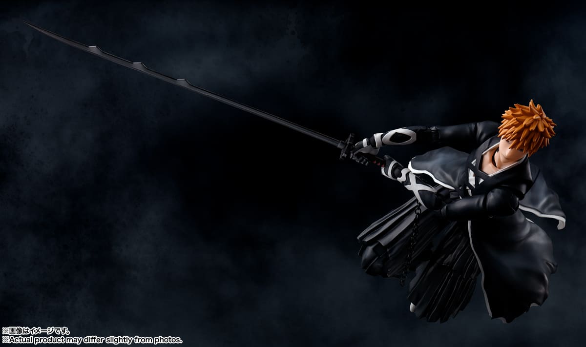 BANDAI - Bleach Ichigo Kurosaki Bankai S.H. Figuarts Action Figure