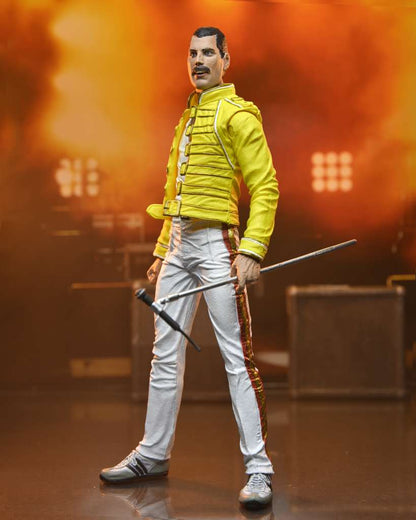 NECA - Freddie Mercury Yellow Jacket af