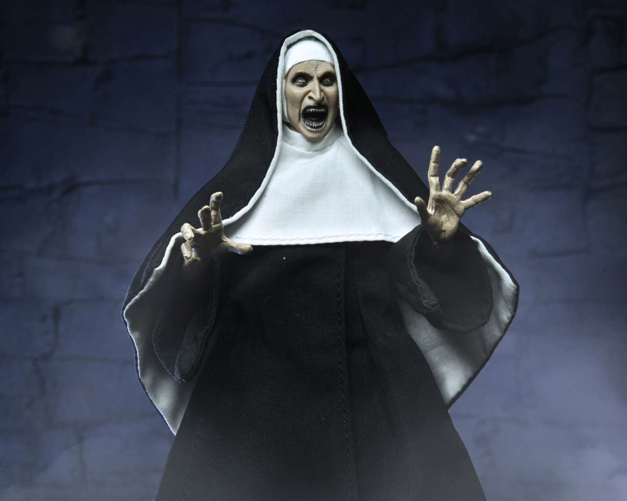 NECA - The conjuring the nun valak ultimate af