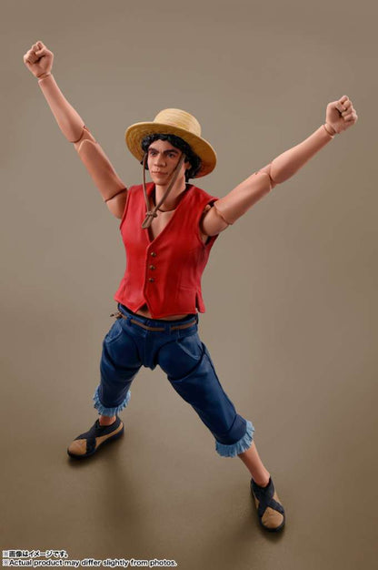 BANDAI - One Piece Netflix Monkey D.Luffy S.H. Figuarts Action Figure