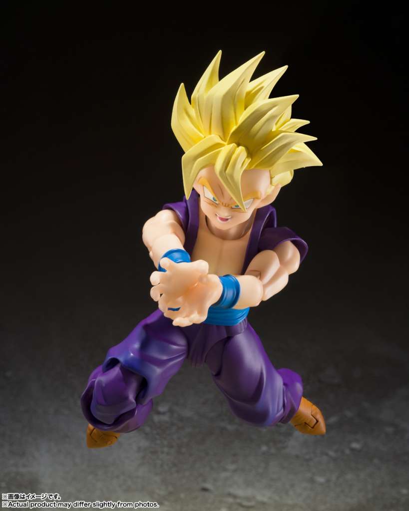 BANDAI - Dragon ball z super saiyan son gohan the warrior who surpassed goku shf