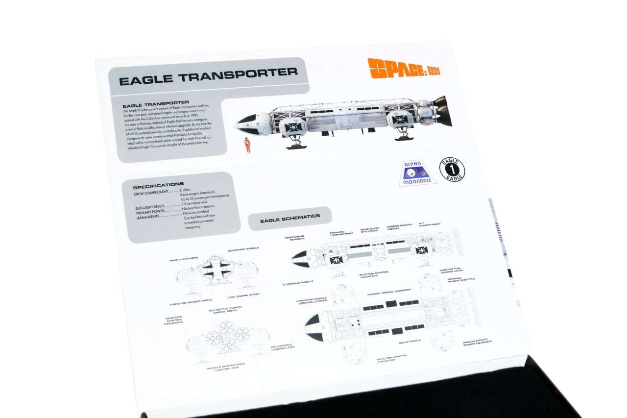 ANDERSON ENTERTAINMENT LIMITED - Space 1999 eagle transporter collectible special ltd ed