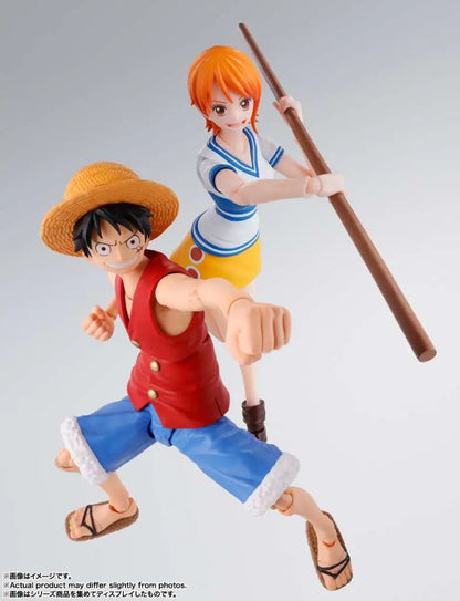 BANDAI - One Piece Nami Romance Dawn S.h.figuarts