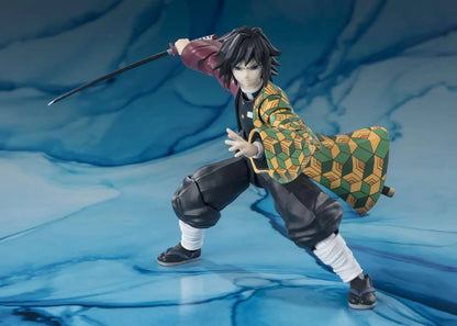 BANDAI - Demon Slayer Giyu Tomioka Shf
