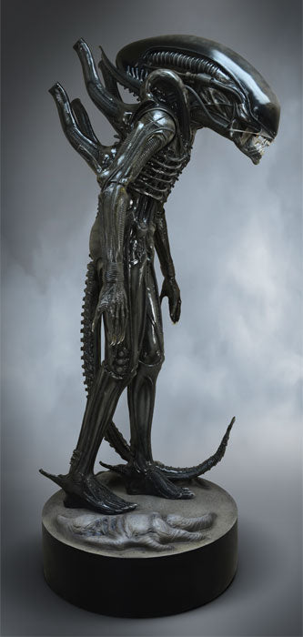 HOLLYWOOD COLLECTIBLES GROUP - Alien Big Chap 1:1 Scale