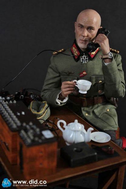 DID/3R - WWII German Communications 2 WH Major General Drud 1:6 Action Doll