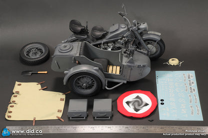 DID/3R -  1/6 WWII German Zündapp KS 750 Motorcycle with Sidecar Grey Version