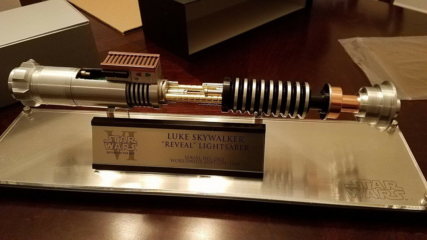 EFX COLLECTIBLES - Star Wars - Star Wars Episode VI Return of The Jedi - Luke Skywalker Reveal Lightsaber