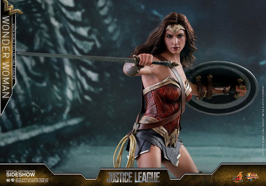 HOT TOYS - Dc Comics - Justice League Movie - Wonder Woman - Movie Masterpiece 1:6 Action Doll