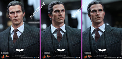 HOT TOYS - Dc Comics - Batman The Dark Knight - Batman Armory with Bruce Wayne and Alfred - Movie Masterpiece 1:6 Action Doll