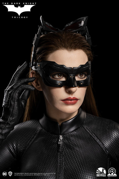 INFINITY STUDIO - Dc Comics - The Dark Knight Rises - Catwoman Selina Kyle 1:1 Scale Bust