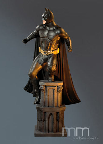 MUCKLE MANNEQUINS - Dc Comics - Batman Begins - Dc Comics - Batman Life Sized Statue