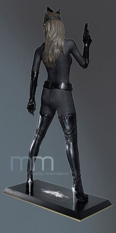 MUCKLE MANNEQUINS - Dc Comics - The Dark Knight Rises - Catwoman Life Sized Statue