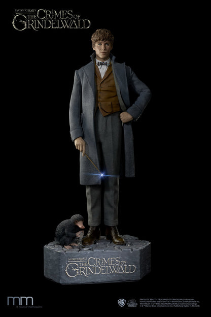 MUCKLE MANNEQUINS - Fantastic Beasts Newt with Niffler Life Sized Statue