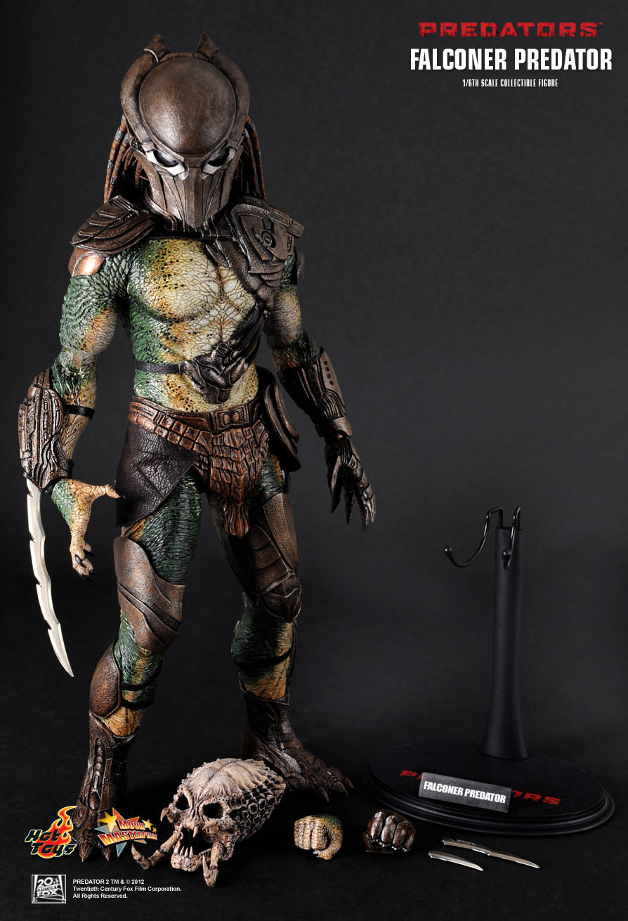 HOT TOYS - Predators - Falconer Predator - Movie Masterpiece 1:6 Action Doll 901001