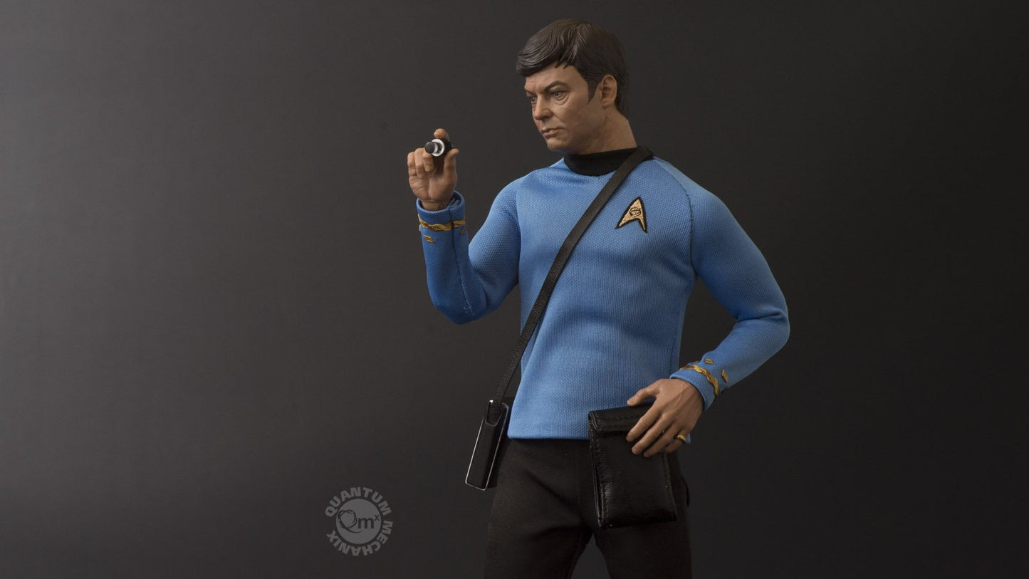 QUANTUM MECHANIX - Star Trek - Dr. Leonard Bones McCoy - 1:6 Scale Collectibles 50th Anniversary