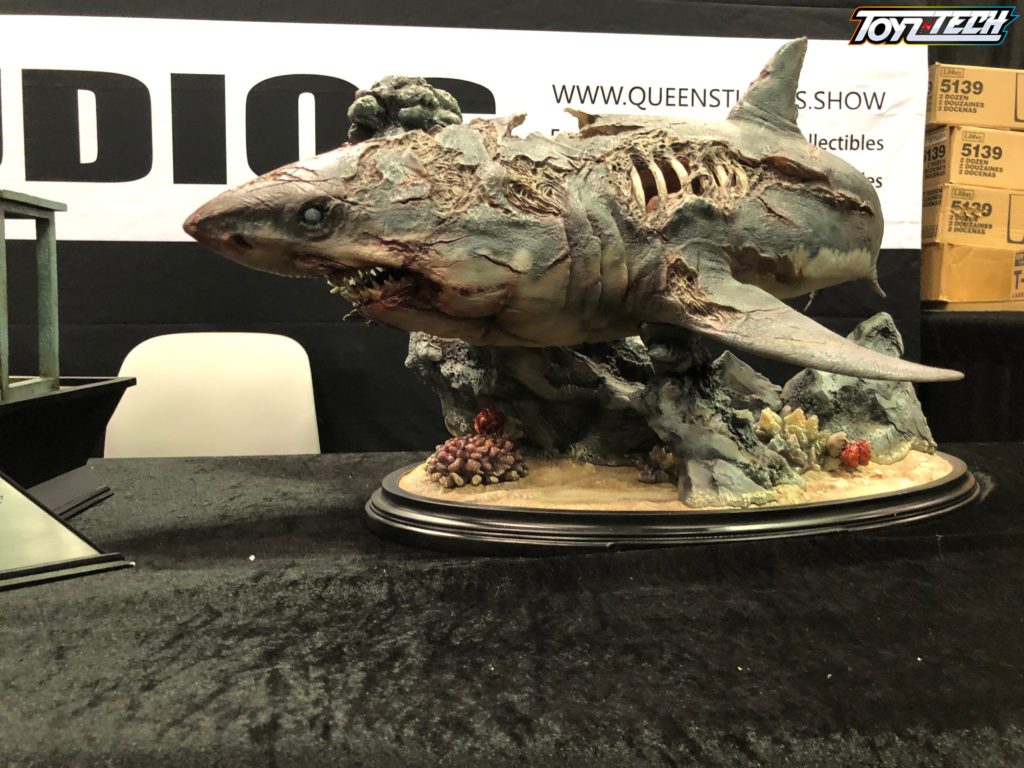 QUEEN STUDIOS - Zombie Shark