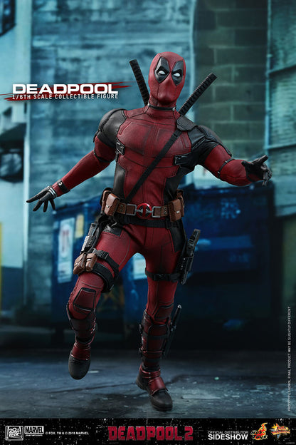 HOT TOYS - Marvel - Deadpool 2 - Deadpool - Movie Masterpiece 1:6 Action Doll