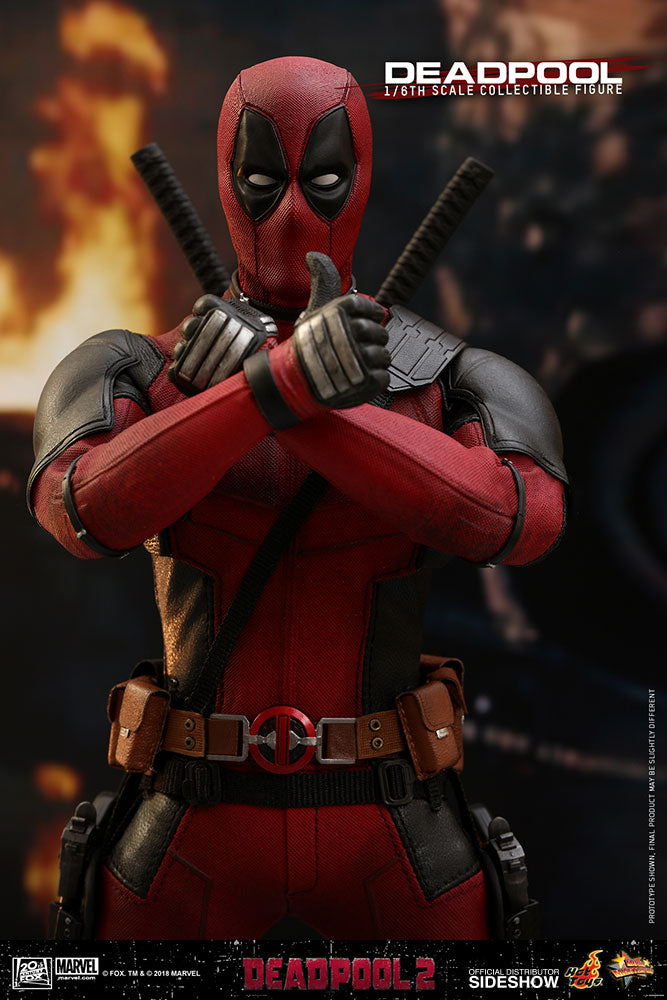 HOT TOYS - Marvel - Deadpool 2 - Deadpool - Movie Masterpiece 1:6 Action Doll