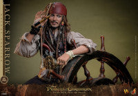 HOT TOYS - Pirates of the Caribbean: Dead Men Tell No Tales - Jack Sparrow Deluxe Version 1:6 Scale Figure