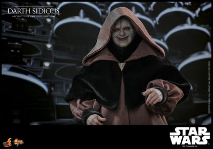 HOT TOYS - Star Wars: Dark Sidious 1:6 Scale Figure