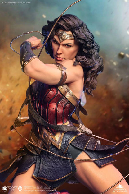 QUEEN STUDIOS - Dc Comics - Wonder Woman 1:4 Scale Statue