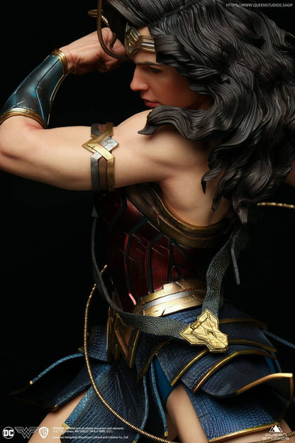 QUEEN STUDIOS - Dc Comics - Wonder Woman 1:4 Scale Statue