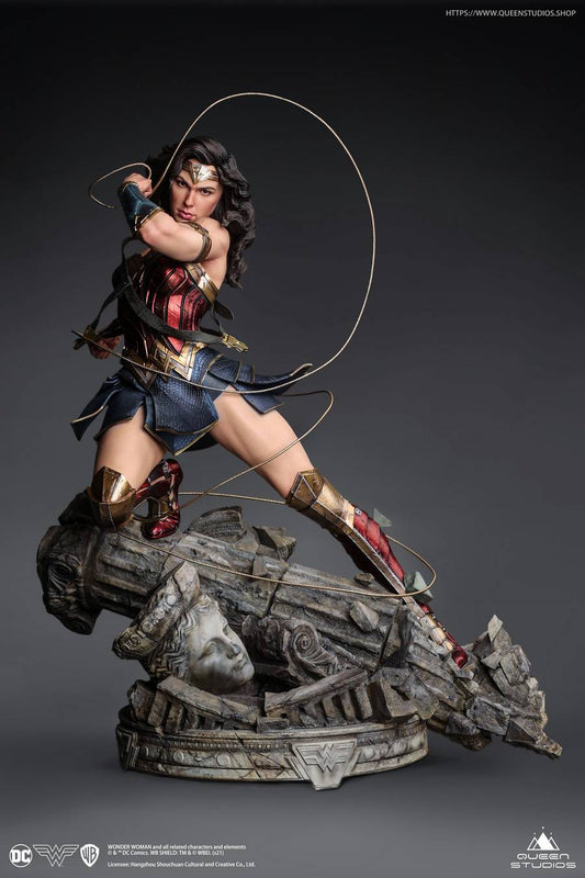 QUEEN STUDIOS - Dc Comics - Wonder Woman 1:4 Scale Statue