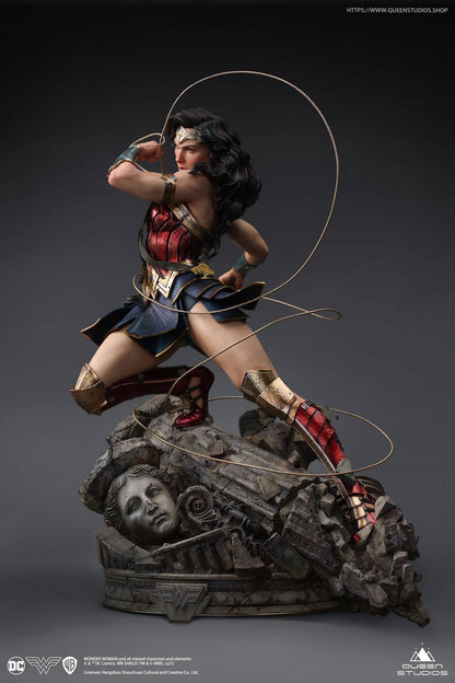 QUEEN STUDIOS - Dc Comics - Wonder Woman 1:4 Scale Statue