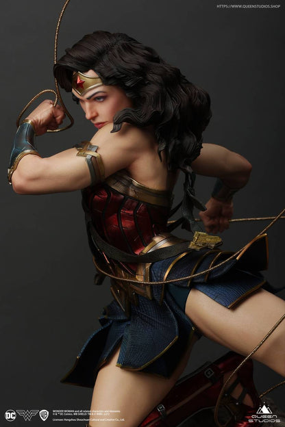 QUEEN STUDIOS - Dc Comics - Wonder Woman 1:4 Scale Statue