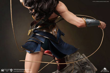 QUEEN STUDIOS - Dc Comics - Wonder Woman 1:4 Scale Statue