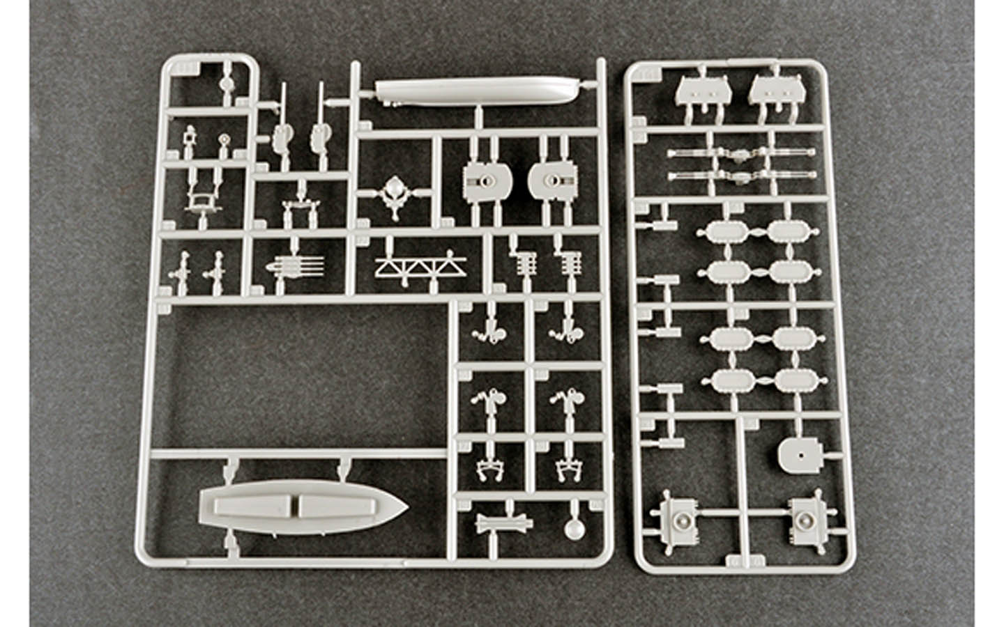TRUMPETER - USS YORKTOWN CV-5  1/200