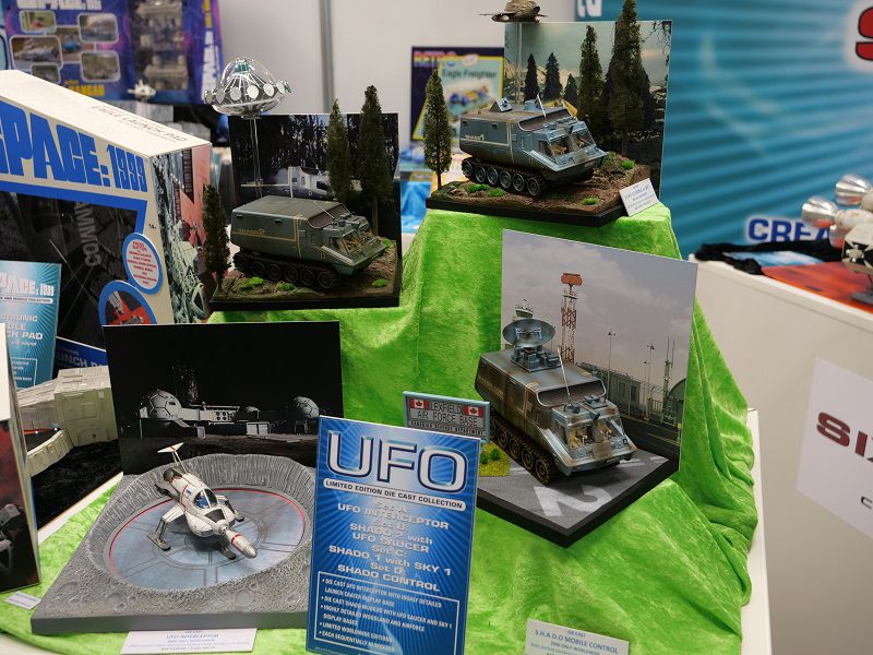 SIXTEEN 12 - UFO SHADO 1 MOBILE with SKY 1 and WOODLAND DISPLAY