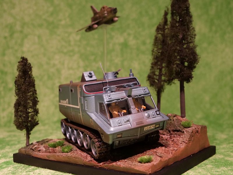 SIXTEEN 12 - UFO SHADO 1 MOBILE with SKY 1 and WOODLAND DISPLAY